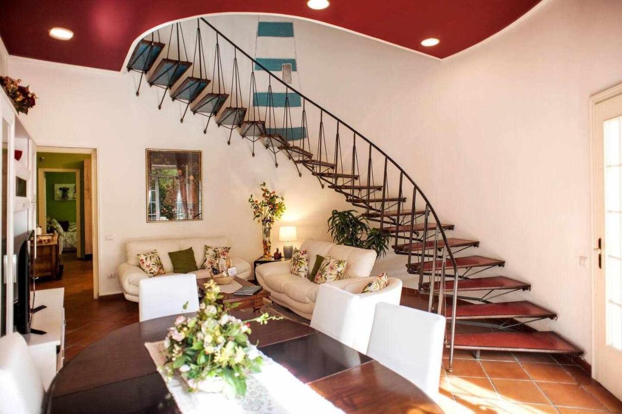 Elegante Villa Lu Centro Citta Con Parcheggio Cagliari Luaran gambar