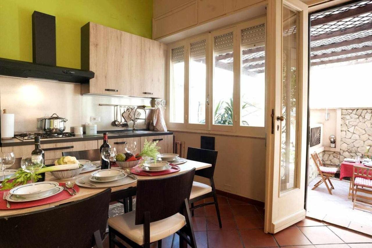 Elegante Villa Lu Centro Citta Con Parcheggio Cagliari Luaran gambar